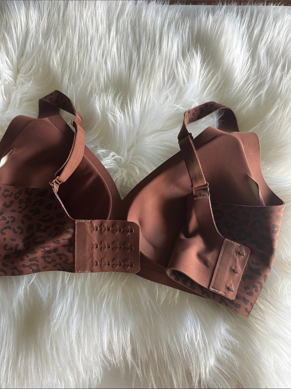 Shecurve Wireless, Deep V Push-up bra in Brown Leopard - Picture 5 of 5